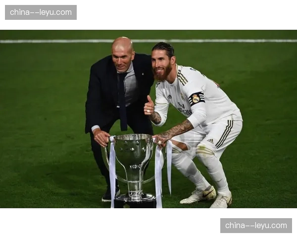 观点：年轻教练涌入法甲，是否推动了联赛整体战术的多元化？