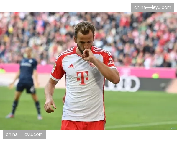 居莱尔梅开二度难救主，凯恩帕夫洛维奇建功助拜仁逆转