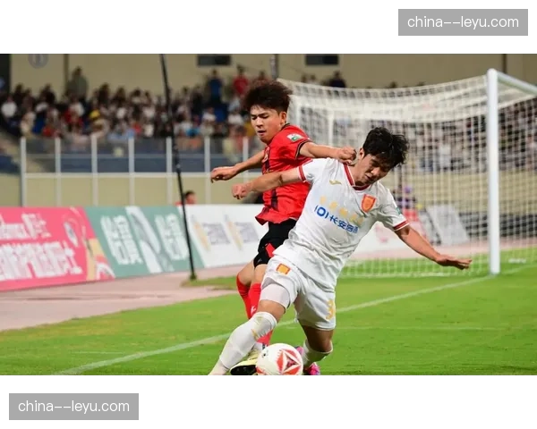 重庆铜梁龙保持4胜2平不败战绩，黑马表现令球迷眼前一亮